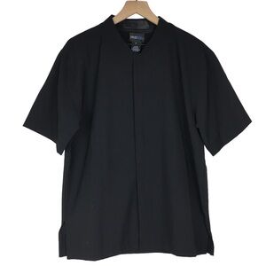 YEAH BABY Stefano Luxury Spa Uniform Scrub Top Solid Black Zip Up Size Small NWT